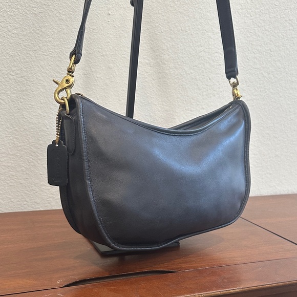 Coach Handbags - Authentic Vintage Coach Navy Leather Shoulder Bag